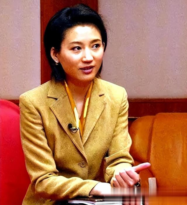 55岁王小丫：一婚嫁富豪，二婚嫁高官，两婚未孕，如今普通成大妈