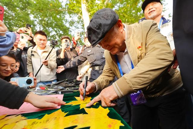 我能想到最浪漫的事，在这里发生……