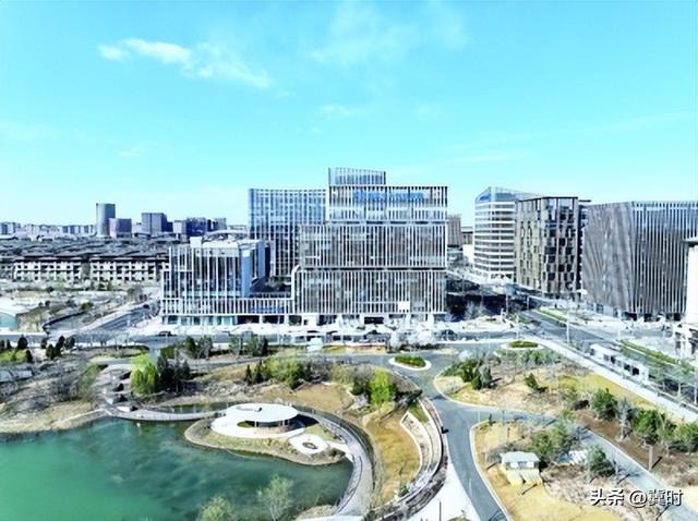 雄安新区：一座高水平现代化城市正拔地而起