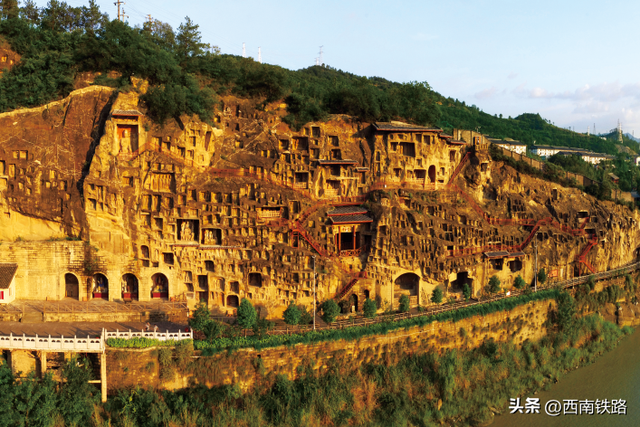 坐动车来这里，A级景区统统打折