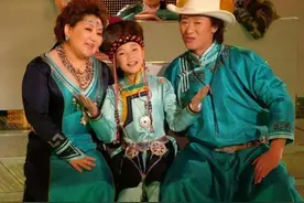 18年后再看“吉祥三宝”，父亲去世，女儿远嫁韩国，母亲孤身一人图片