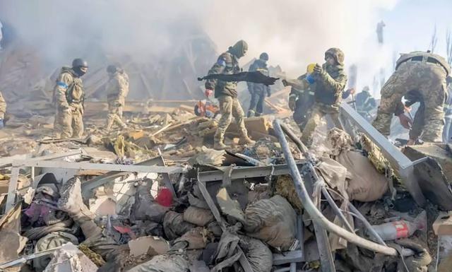 出大事了，美军突然遇袭；俄罗斯发起斩首行动；日本机毁人亡