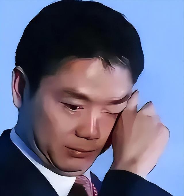 担心的事还是发生！刘强东发年货刚开始，老父亲就走上大衣哥老路