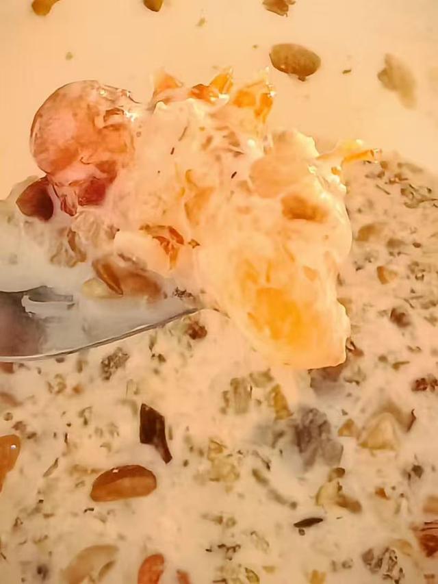 云南大理风景美如画，美食香飘四溢