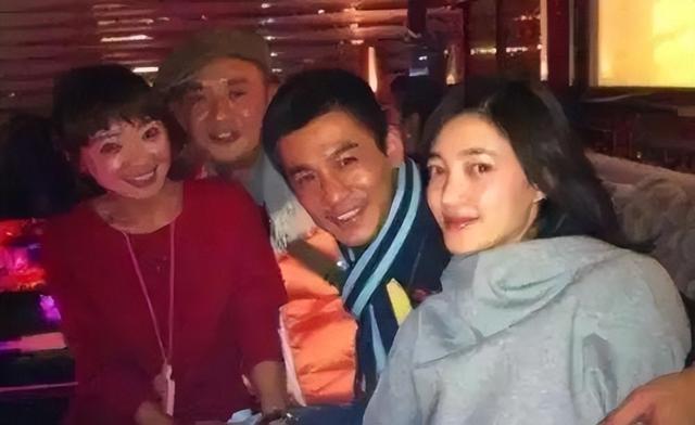 诈骗13.9亿、金条茅台垫桌腿，王丽坤"豪门"成噩梦 ，刘涛深受其害