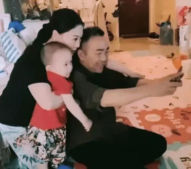 杨少华头七余波：发妻小三共处一室，杨议难挽尊严！