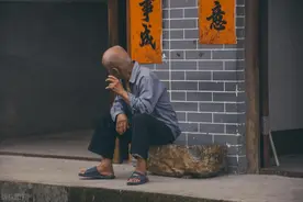 1.7亿农村老人平均养老金只有223元，专家：养老改革刻不容缓！你支持吗？图片