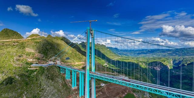 “世界第一高桥”能有多好玩？一起瞧瞧桥→