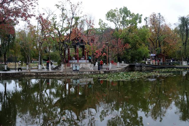 昆明的空中栈道建设是一个极好的构思