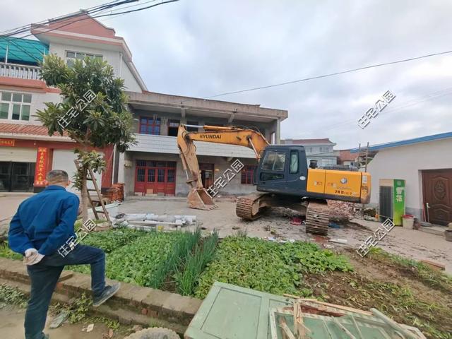 陕西小伙的自建房火了，因外观简洁而走红，网友：这才是豪宅！