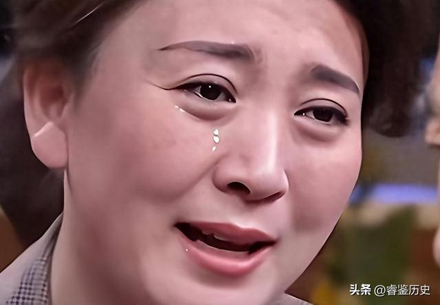 闫学晶再迎2大噩耗！何庆魁也被牵连	，赵本山苦心劝说句句应验了