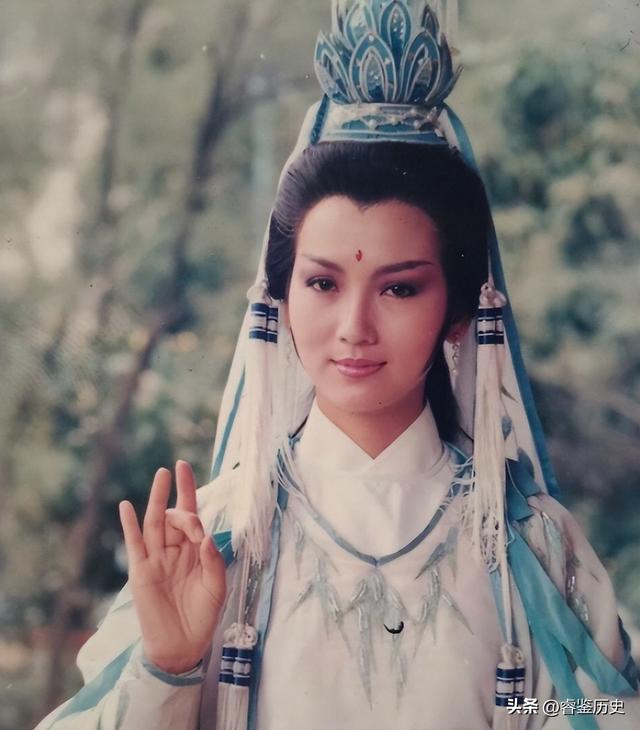 再多钱有什么用？72岁赵雅芝如今现状	，给所有中老年人提了个醒