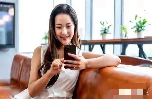 两性交往，要想刺激女人的荷尔蒙，只需记住这6点，绝对让她动心