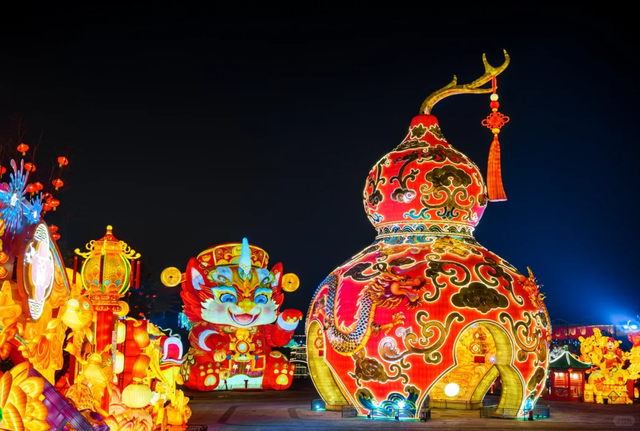 四川自贡2026春节灯会刚看完，良心建议这些坑别踩！