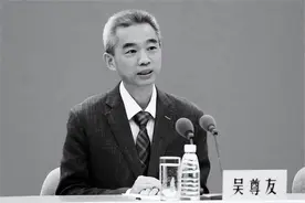 疾控专家吴尊友去世，三年内头发皆白，是什么病击垮了他的身体？图片