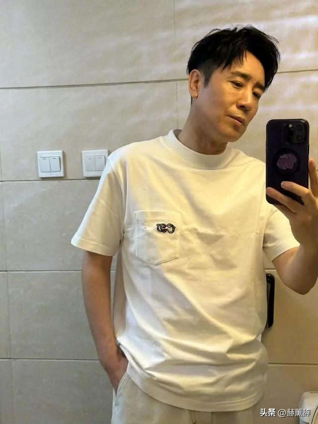 不到24小时，央视2次点名于和伟，释放3大信号，内娱的风向变了