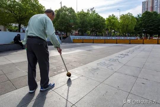 退休后跟着儿子到陕西宝鸡生活了一年，说实话，我羡慕这的生活了