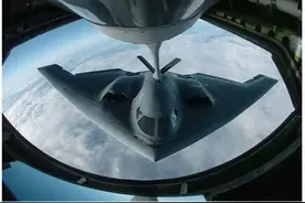 美方证实！B-2轰炸机，罕见集结！图片