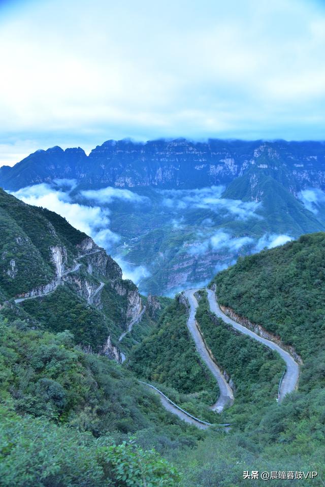 太行山平顺县的天路
