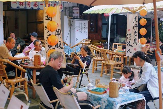 【人文地理】百年老场镇上的神仙茶馆‖徐平