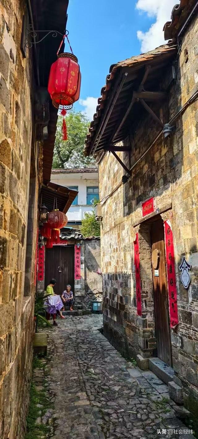 中国村歌发祥地浙江大陈村：600年古村蕴文脉 村歌唱响烟火气