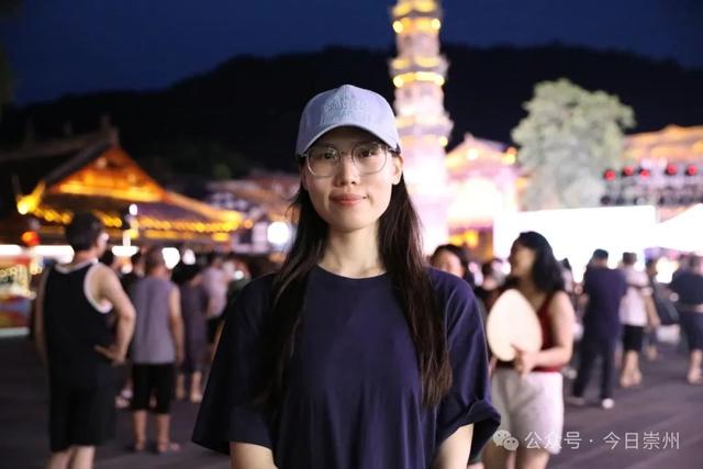 街子古镇 “泰嗨啦”
