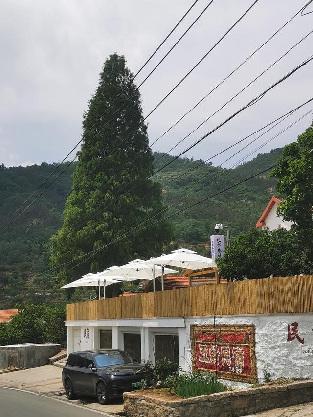 海边让给游客 山里带上好友