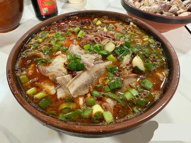 中国哪的羊肉最好吃？吃遍各地羊肉，还是这3个地方最值得夸赞