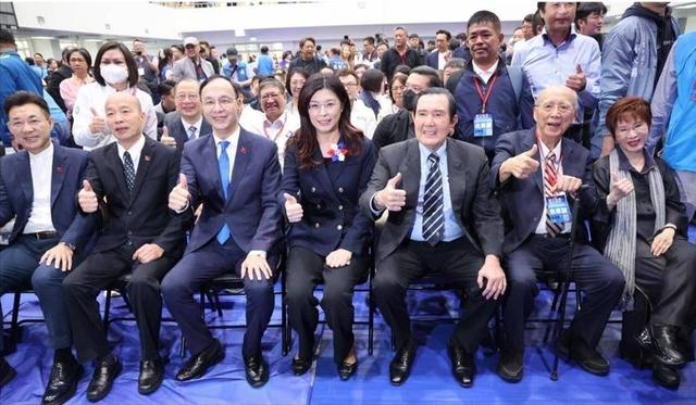 蒋万安再次亮明立场，坚持反对两岸统一，郑丽文也让大陆寒心了