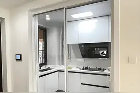 厨房推拉门选错毁全屋！监工老周：这5大坑踩中一个，天天想砸门图片