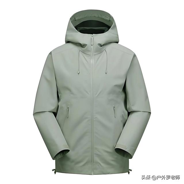 退休自驾不用搬箱！“一卡一包一车”，说走就走超轻松