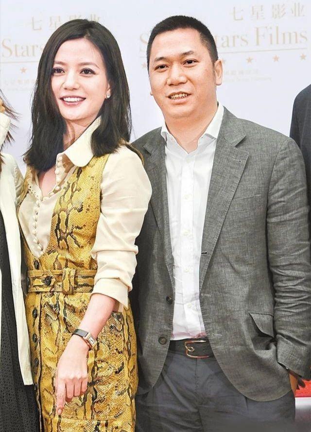 封杀四年，49岁赵薇突传消息，因胃癌去世传闻5个月前就真相大白