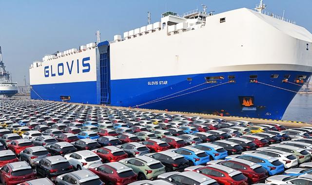 马克龙拒不接受中国反制	，紧急要求欧盟27国一致对华