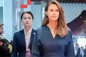 叙利亚第一夫人的美女保镖，惊艳了世界，一位中国女保镖！图片