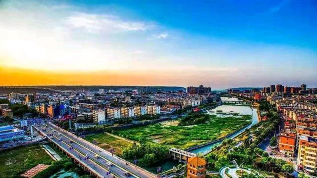 河南“巨无霸”县级市，常住人口不到100万，面积相当于3个香港