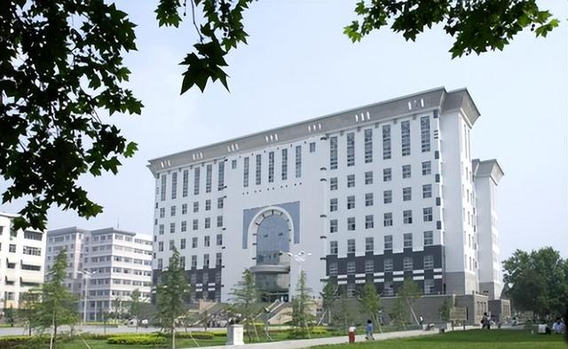 河南这3所大学很尴尬，不在省会郑州，却经常被误认为在郑州