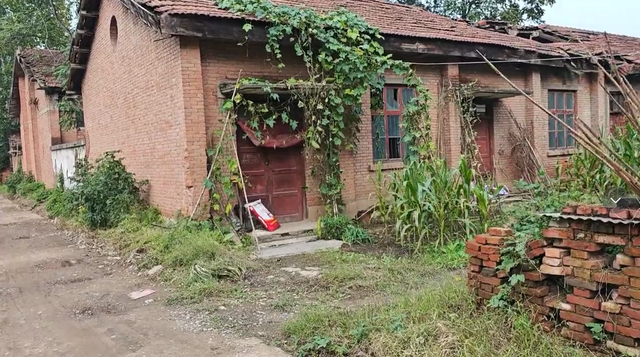 河南济源憋屈的兵工厂，规模宏大设施齐全，还未建完就下马停产