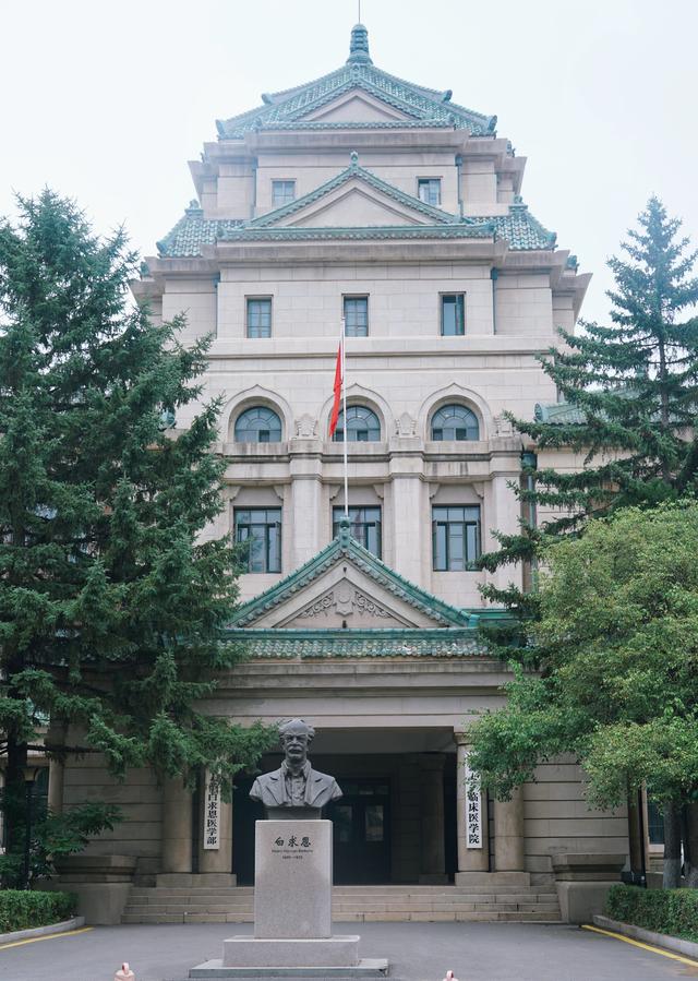 长春旅游干货：坐百年电车、逛百年老街，9大景点狠狠拿捏复古风