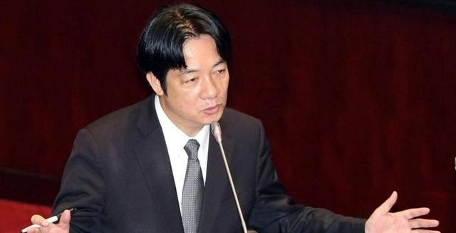 5个小时	，岛内超100万人联署，要将赖清德赶下台，蓝白合虽迟但到