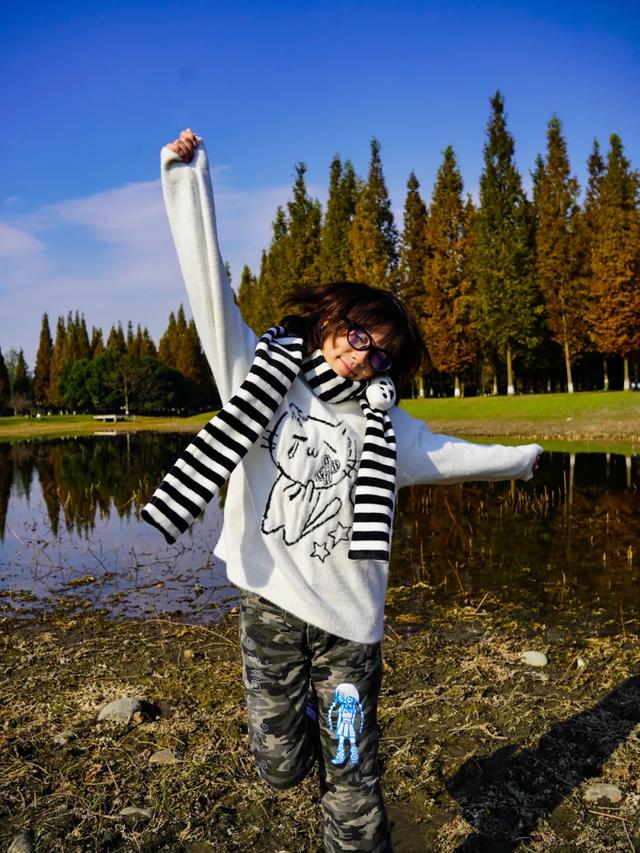 郫都水杉红了！抱着手机猛拍，被这限定美景狠狠惊艳