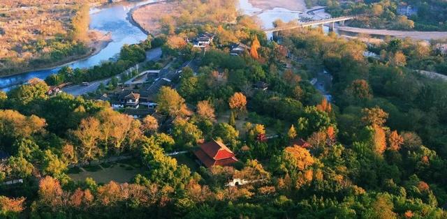 是时候放弃三亚了！改乘高铁去这里过暖冬！