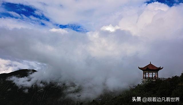《八进西藏》）（二）雾浓顶与飞来寺：两处观景台，两种雪山浪漫