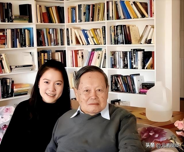 杨振宁走后，翁帆搬离别墅	，带走34箱东西，那是她全部财产