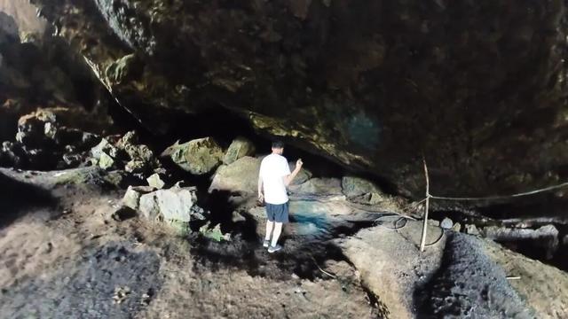 重庆綦江大山深处发现岩洞人家，几代人逍遥自在生活近百年