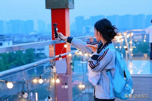 “温江青春大使”上线！“青言青语”带你“花Young”游温江