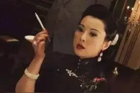 青帮女老大：青年扶丈夫上位，中年被迫离婚，晚年善终活到104岁图片