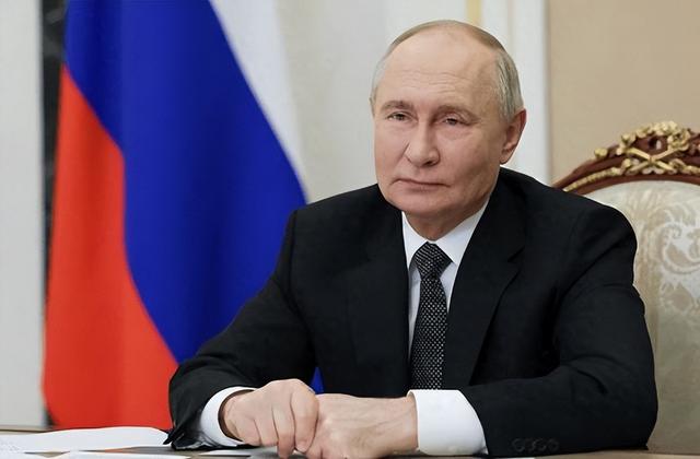 向东看！普京亲笔签字，俄罗斯将对中国免签，中俄关系更上一层？