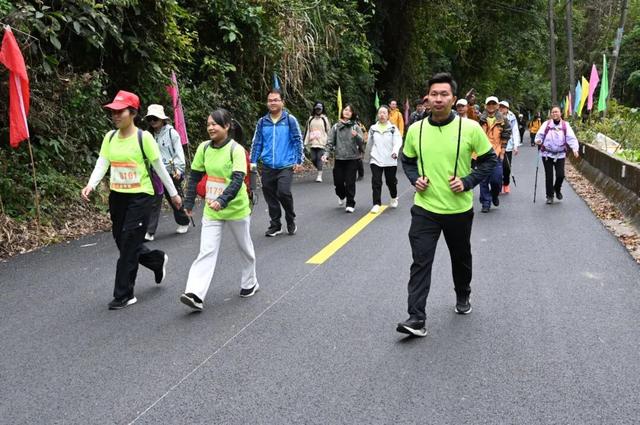 近6000人打卡！2025年广东省（阳山）第十一届登山活动精彩上演