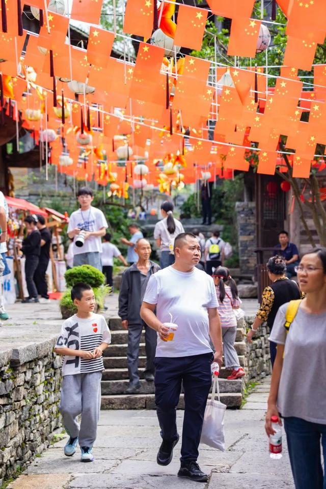 悦·遵义｜乌江烟火大会首秀，引爆国庆热潮