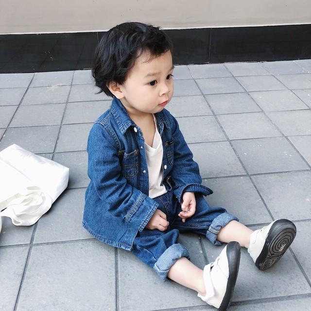 小小“霸王”成长记：陪伴2到3岁宝宝的趣味指南